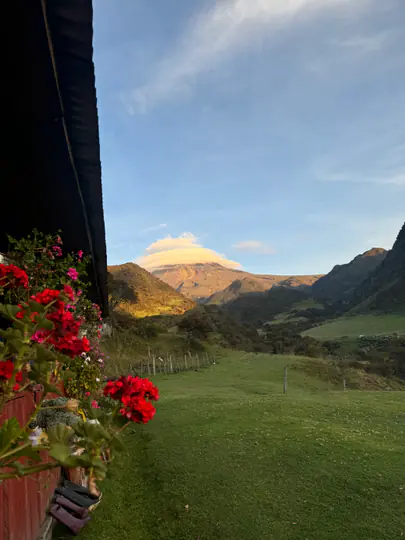 Paisaje de montaña en una experiencia Kora